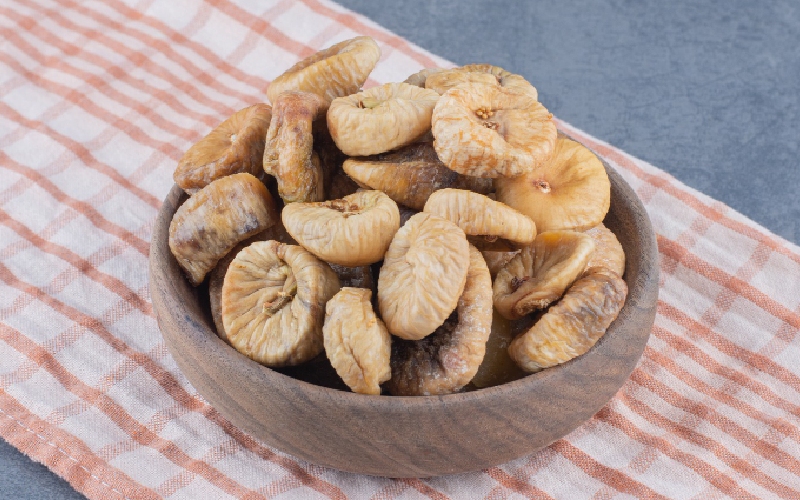 dried fig close mouth - normal